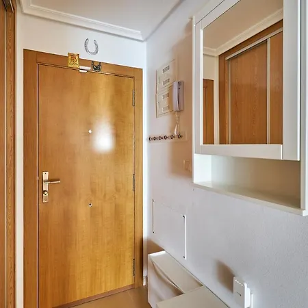 3 Beds 4 Pax Locos *